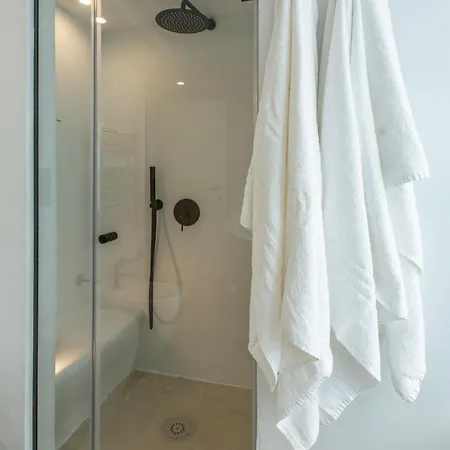 住宿加早餐酒店 Es